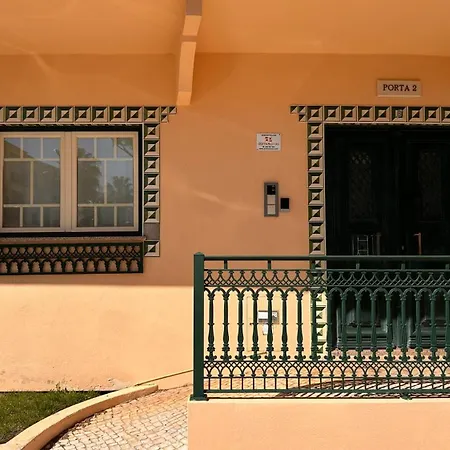 Bicos R By Check-in Portugal アルブフェイラ